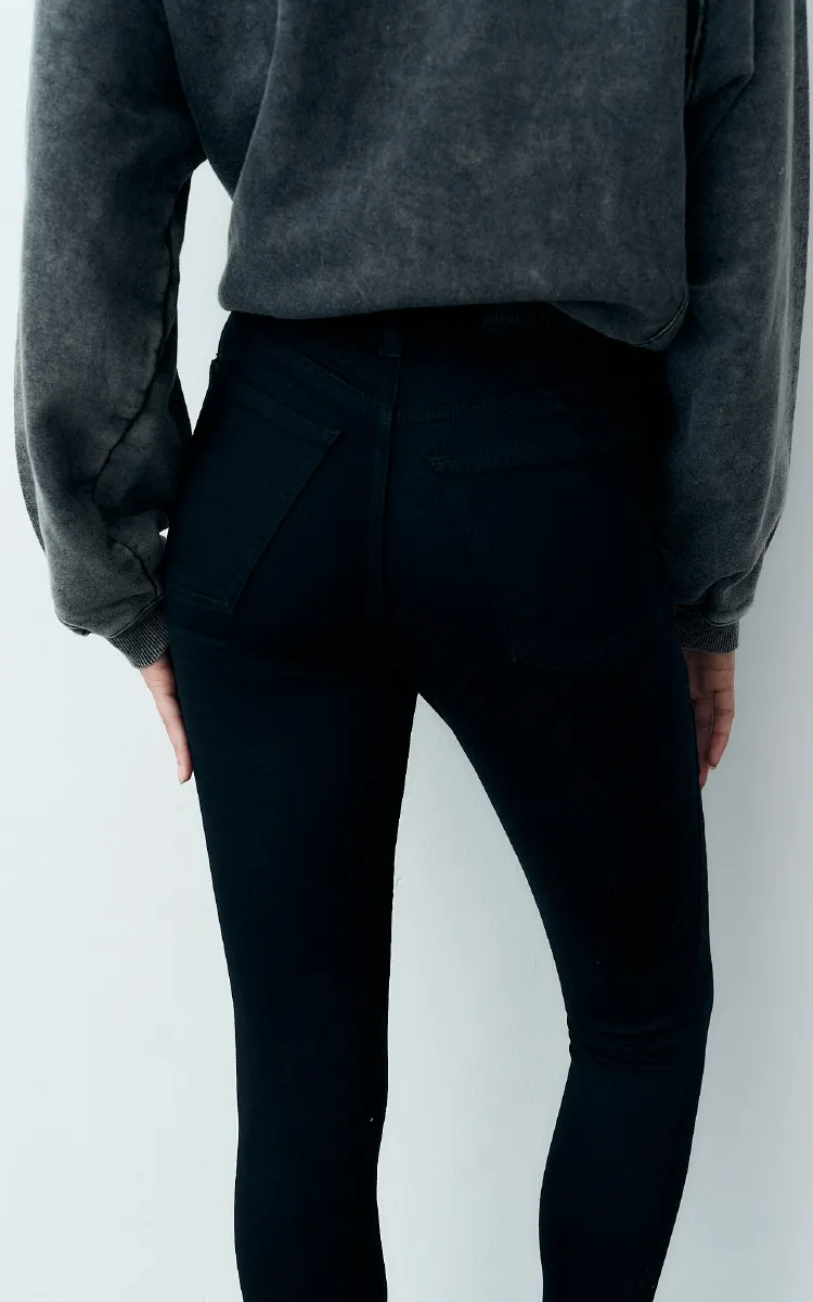 Skinny 1493 - Imagen 5