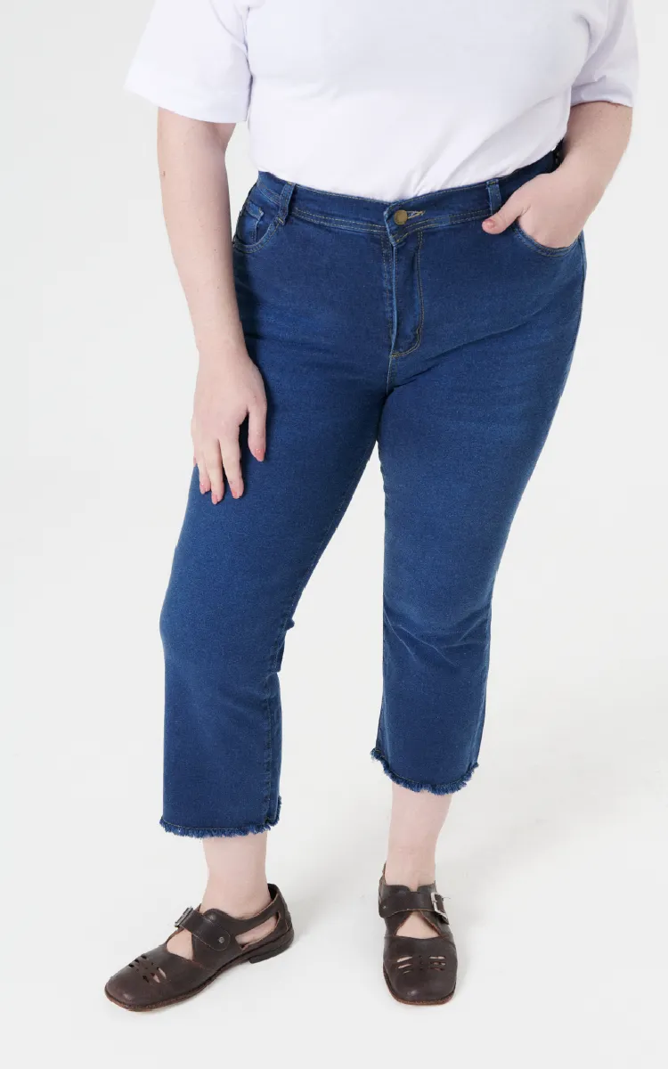 Plus Size Flare Crop 2314 Oscuro - Imagen 4