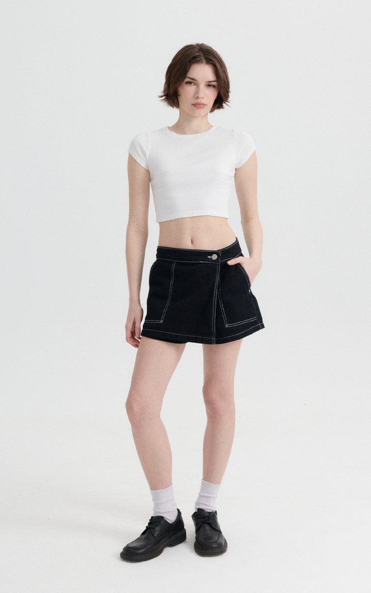 Skort Negro Tiro Alto 0360