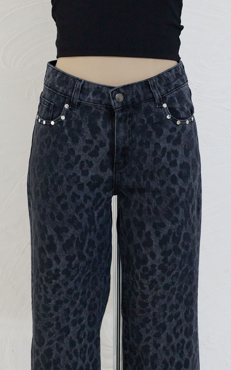 Wide Animal Print Con Tachas - Imagen 3